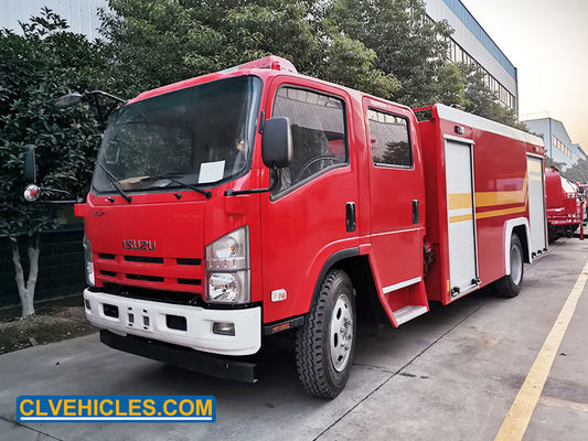 ISUZU ELF 190hp Red Fire Apparatus Trucks With Maximum Load Capacity 3000kg