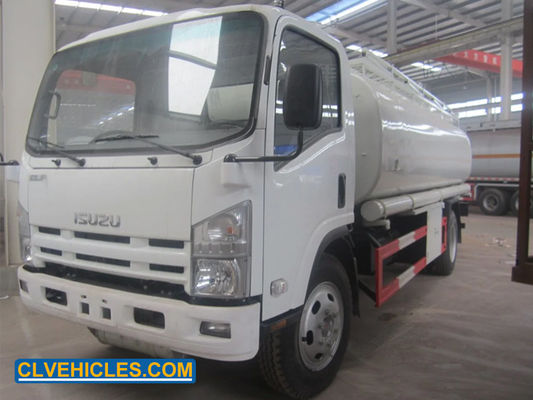 700P 4x2 ISUZU Fuel Tanker Truck 8000L Refueling Oil Tank Truck