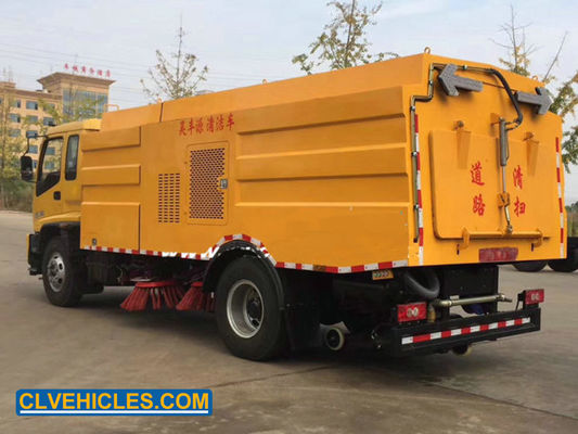 ISUZU FTR 205hp Truck Mounted Street Sweeper 4000L Water Tank 8000L Waste Tank