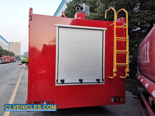 ISUZU ELF 190hp Red Fire Apparatus Trucks With Maximum Load Capacity 3000kg